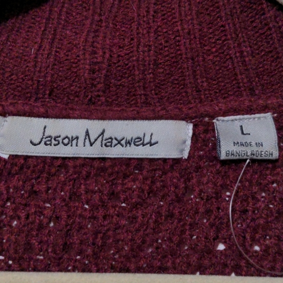 Ladies Sweater - Picture 2 of 5